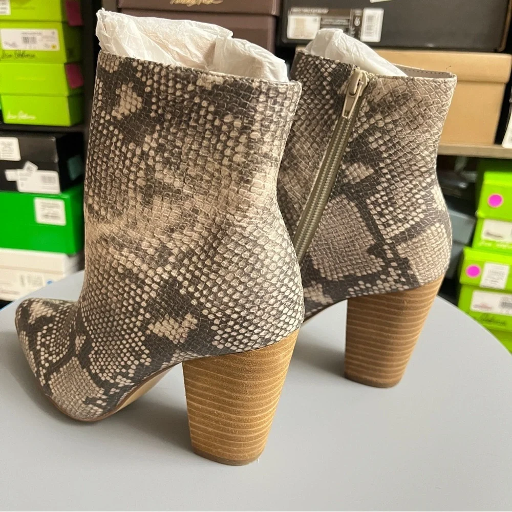 Carlos Santana Textured Ankle Booties